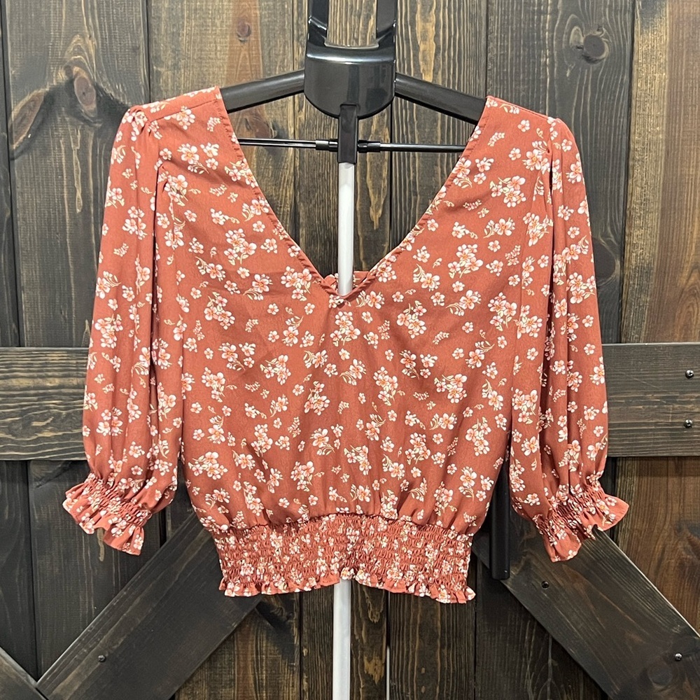 Nine Britton Floral Smocked Cut Out Top Size S Petite Brown Boho Ruffle Bow Tie